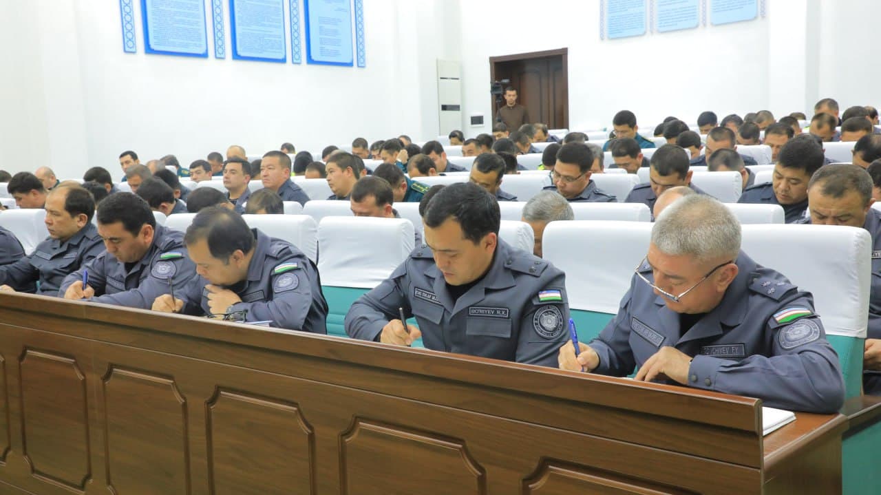 Ички ишлар вазирлиги раҳбарияти томонидан Жиззах вилояти ҳудудида 2025 йил якунлари ва 2026 йил учун устувор вазифалар белгиланди