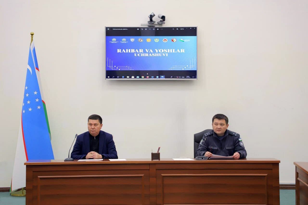 Сирдарё вилояти Ички ишлар бошқармаси раҳбарияти Сардобада ёшлар билан очиқ мулоқот ўтказди