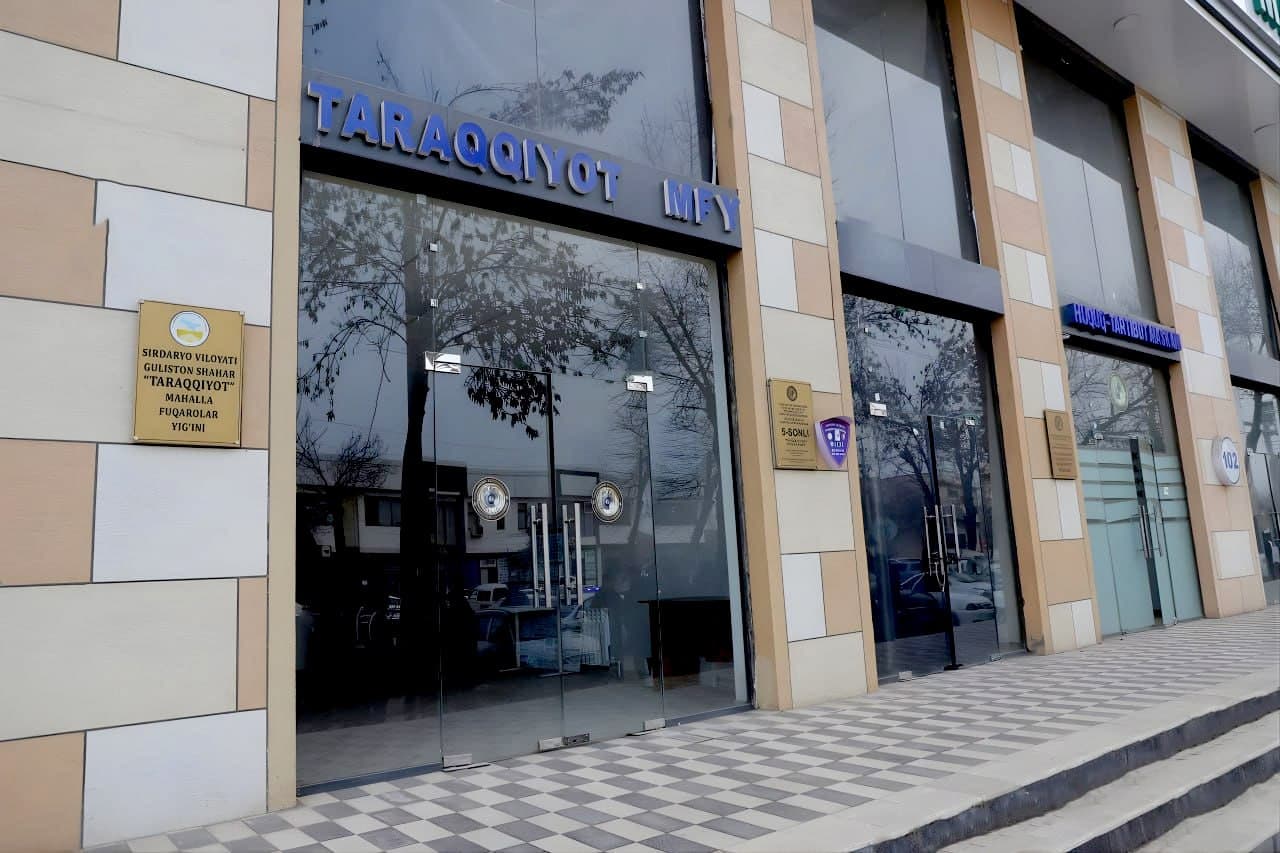 Fuqarolar murojaatlari eʼtibor markazida: Guliston shahri fuqarolari uchun sayyor qabul tashkil etildi