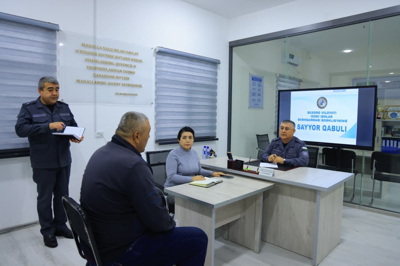 Buxoro viloyati IIB boshligʻi Gʻijduvon tumani “Nodirabegim” mahallasida sayyor qabul va “mahalla yettiligi” bilan muloqot oʻtkazdi