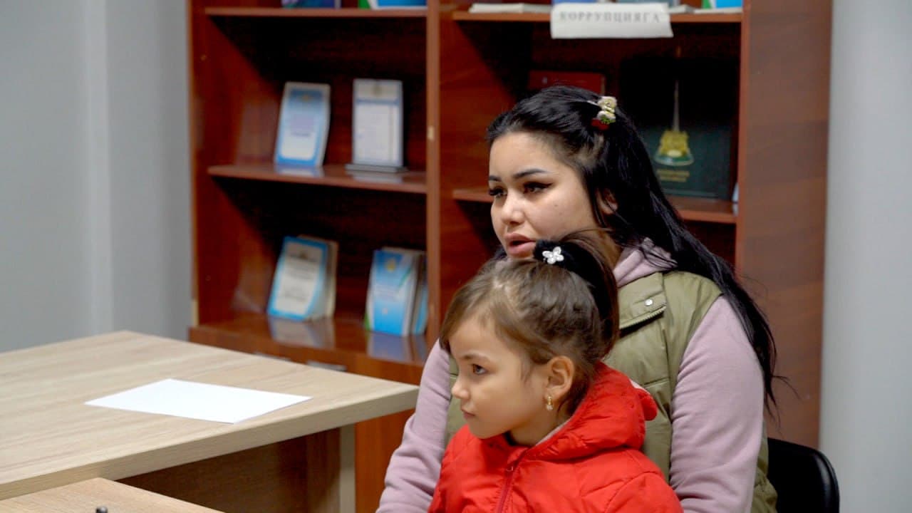 Fuqarolar murojaatlari eʼtibor markazida: Guliston shahri fuqarolari uchun sayyor qabul tashkil etildi