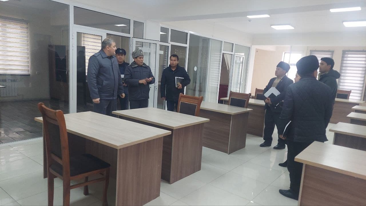 Surxondaryo viloyati Sherabod tumanida jinoyat va huquqbuzarliklarni barvaqt oldini olish hamda mahallalarda xavfsiz muhitni yaratish borasidagi ishlar oʻrganildi