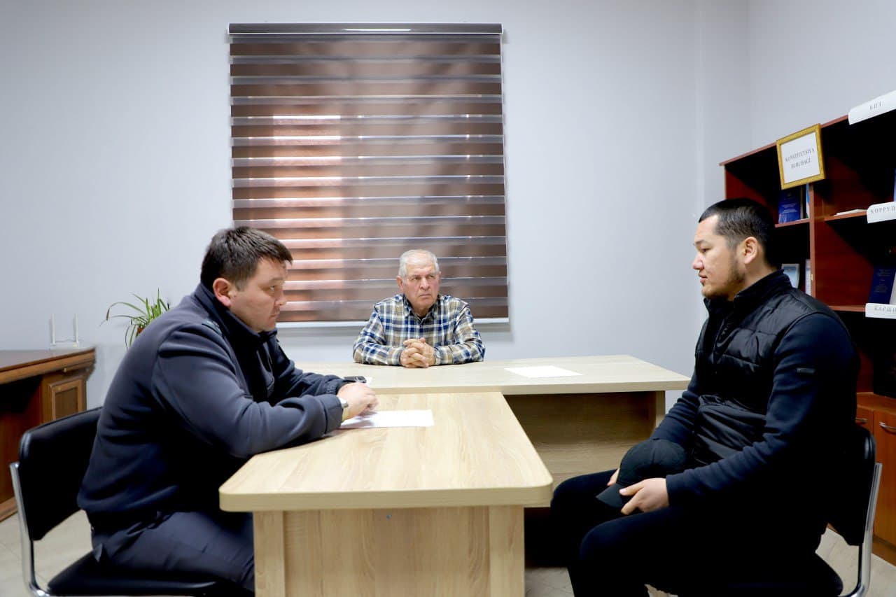 Fuqarolar murojaatlari eʼtibor markazida: Guliston shahri fuqarolari uchun sayyor qabul tashkil etildi