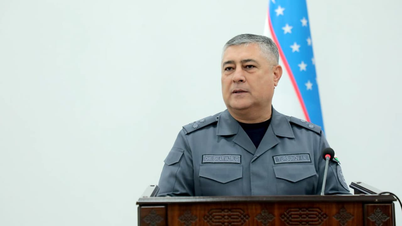 Жиноятчиликни жиловлашнинг янги механизмлари: Когон туманида Бухоро вилояти ИИБ раҳбарияти иштирокида йиғилиш бўлиб ўтди