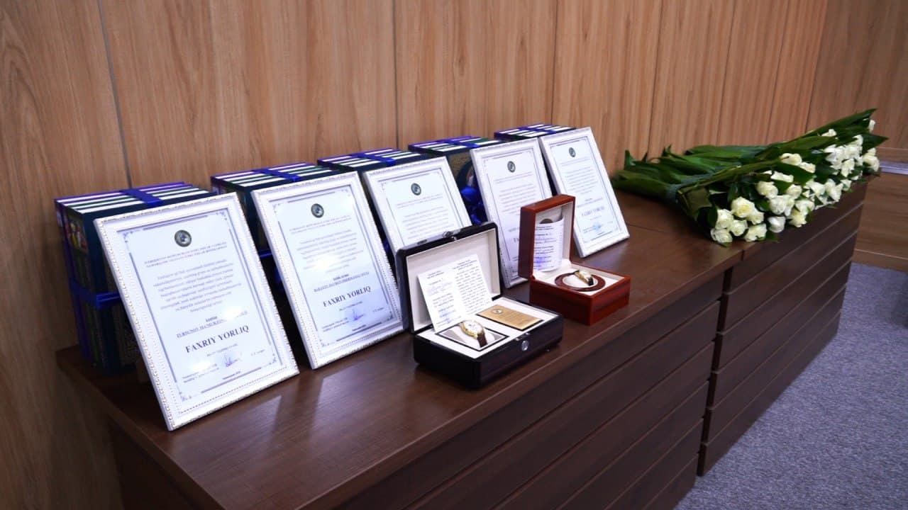 Samarqand viloyati IIBda “Rahbar va yosh xodimlar” uchrashuvi boʻlib oʻtdi