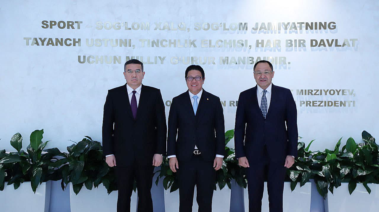 Тошкент шаҳридаги Олимпия шаҳарчасида Волейбол бўйича эркаклар ўртасида Ўзбекистон чемпионати — Олий лига баҳсларининг тантанали очилиш маросими бўлиб ўтди