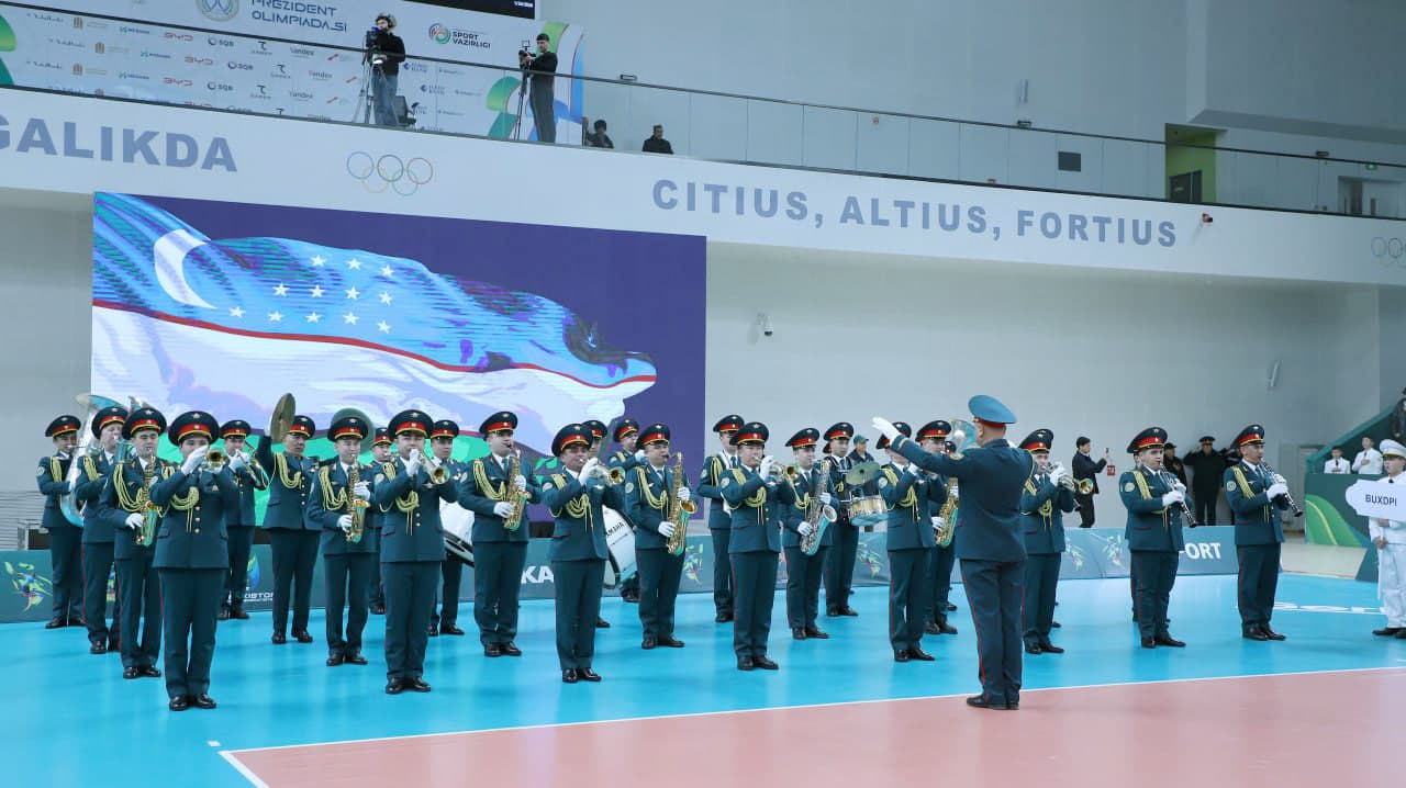 Тошкент шаҳридаги Олимпия шаҳарчасида Волейбол бўйича эркаклар ўртасида Ўзбекистон чемпионати — Олий лига баҳсларининг тантанали очилиш маросими бўлиб ўтди