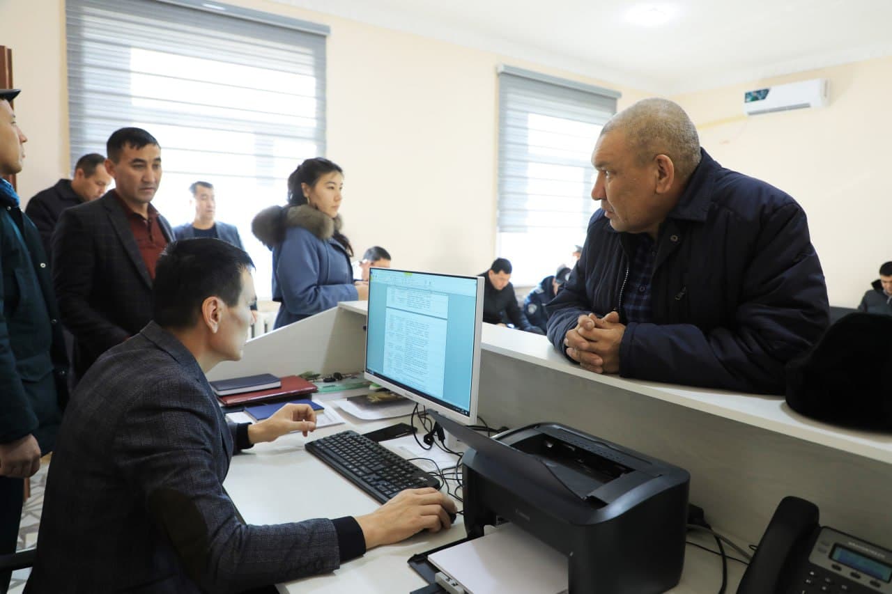 Қорақалпоғистон Республикаси Ички ишлар вазирлиги раҳбарияти томонидан жисмоний ва юридик шахсларнинг мурожаатларини кўриб чиқиш мақсадида навбатдаги шахсий қабул ўтказилди