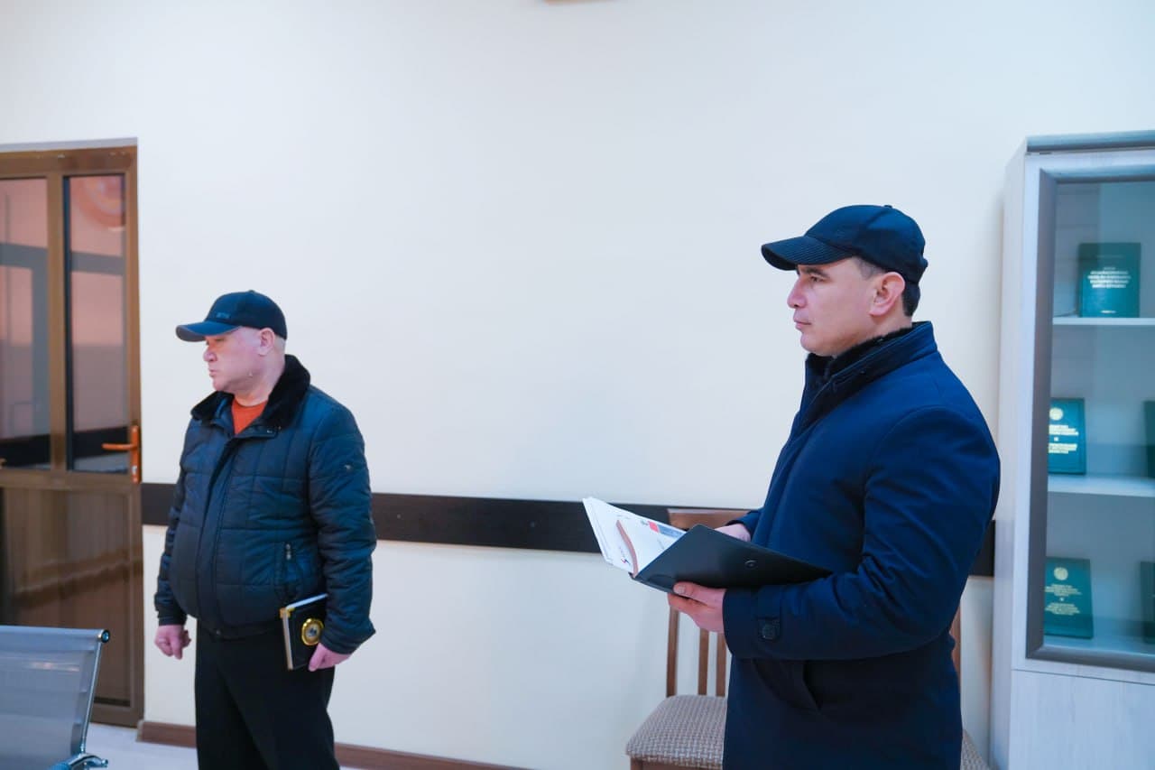 Qashqadaryo viloyati IIB da boshqarma jismoniy va yuridik shaxslarni qabul qilish xonasida fuqarolarni murojaatlari boʻyicha qabul oʻtkazildi