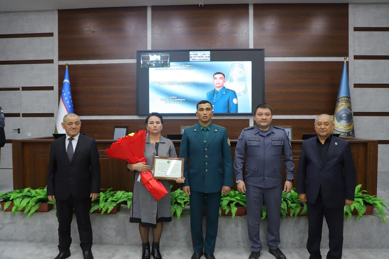 Sirdaryo viloyati Ichki ishlar boshqarmasida rahbar va yoshlar ochiq muloqot tarzidagi uchrashuvi boʻlib oʻtdi