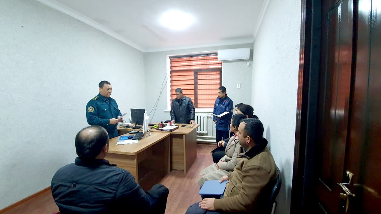 Исполнение постановления Президента: в Бухаре ведется системная работа с махаллями "красной" категории