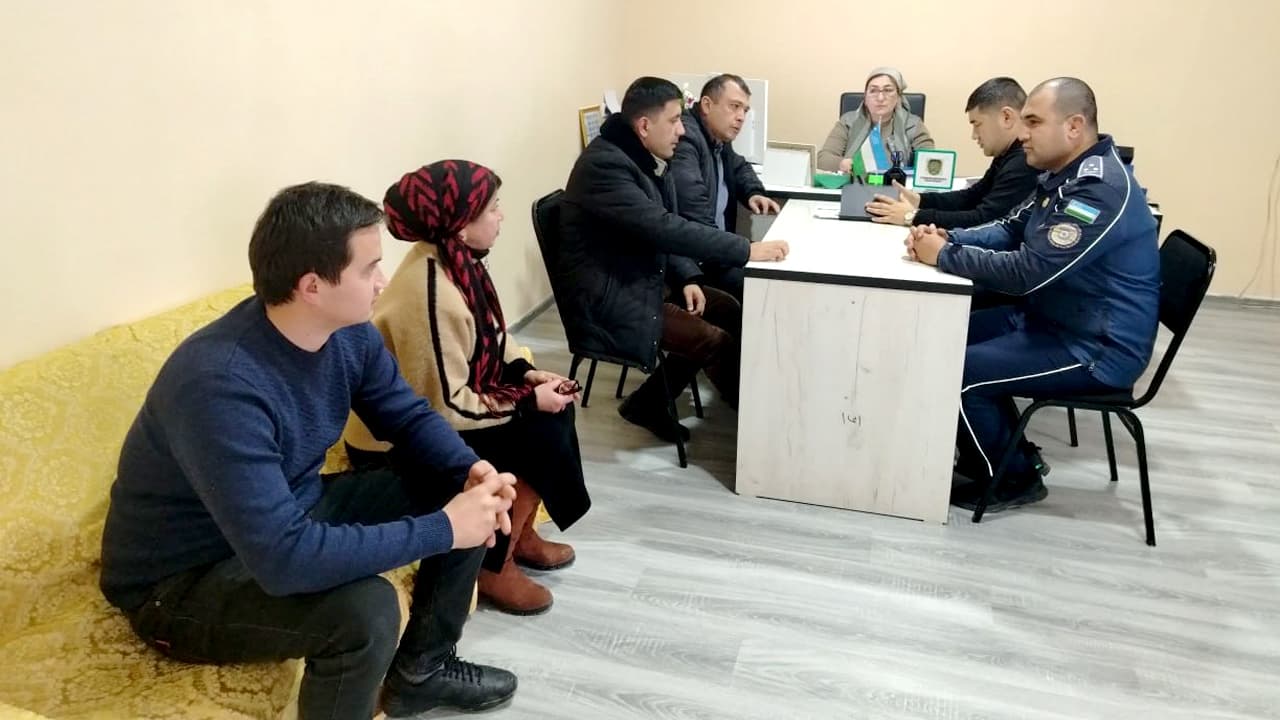 Исполнение постановления Президента: в Бухаре ведется системная работа с махаллями "красной" категории