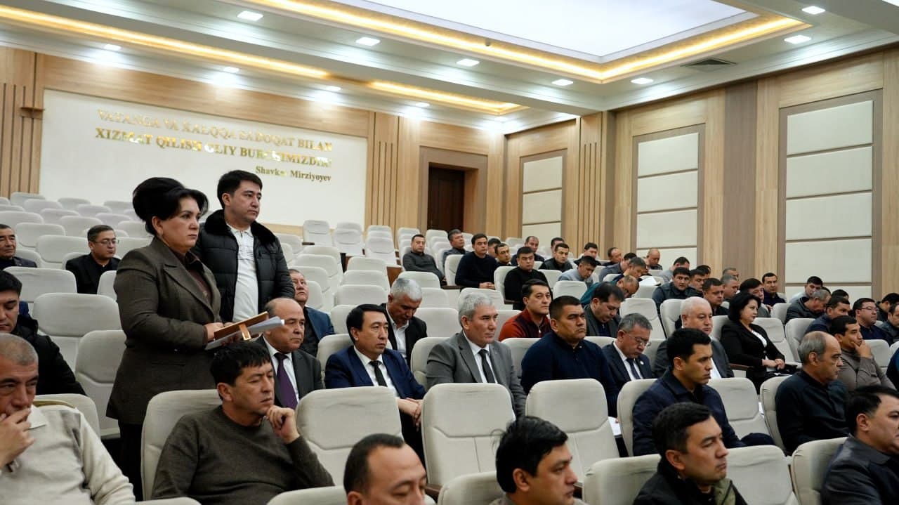 Andijon viloyatida ijtimoiy-maʼnaviy barqarorlikni taʼminlash boʻyicha amalga oshirilayotgan ishlar muhokama qilindi