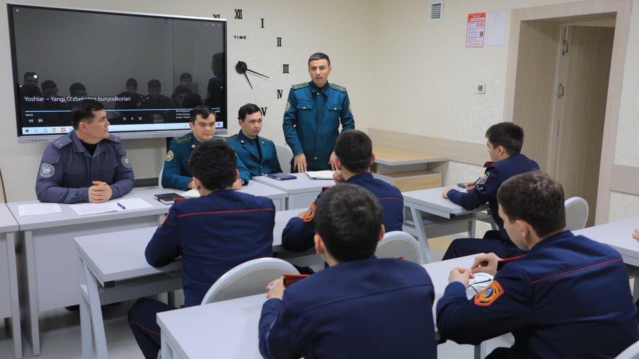 IIV Akademiyasida taʼlim olayotgan qoʻshni davlatlar vakillari uchun ochiq muloqot ruhidagi tadbir oʻtkazildi