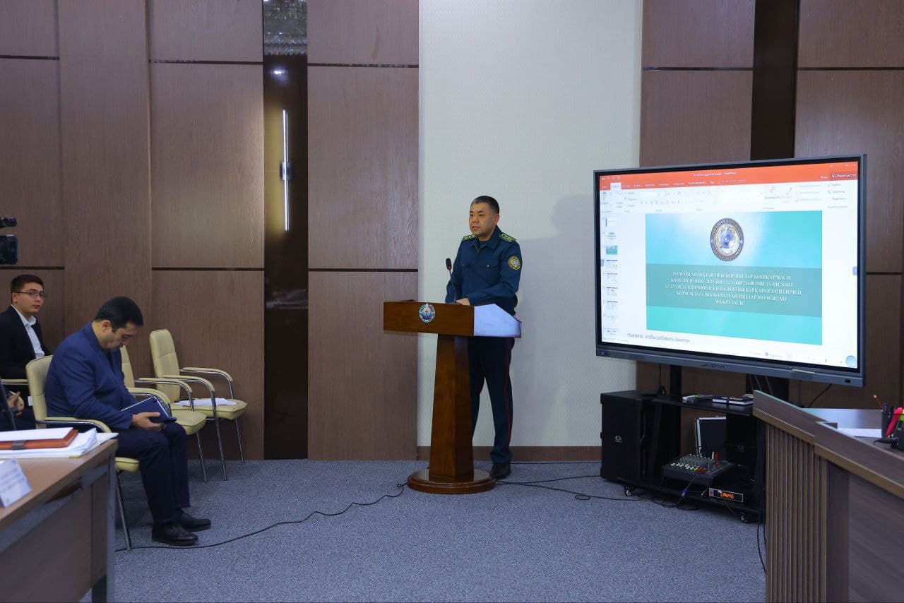 Namangan viloyatida ijtimoiy-iqtisodiy rivojlanish va hududlarda xavfsiz muhitni taʼminlash masalalari muhokama qilindi