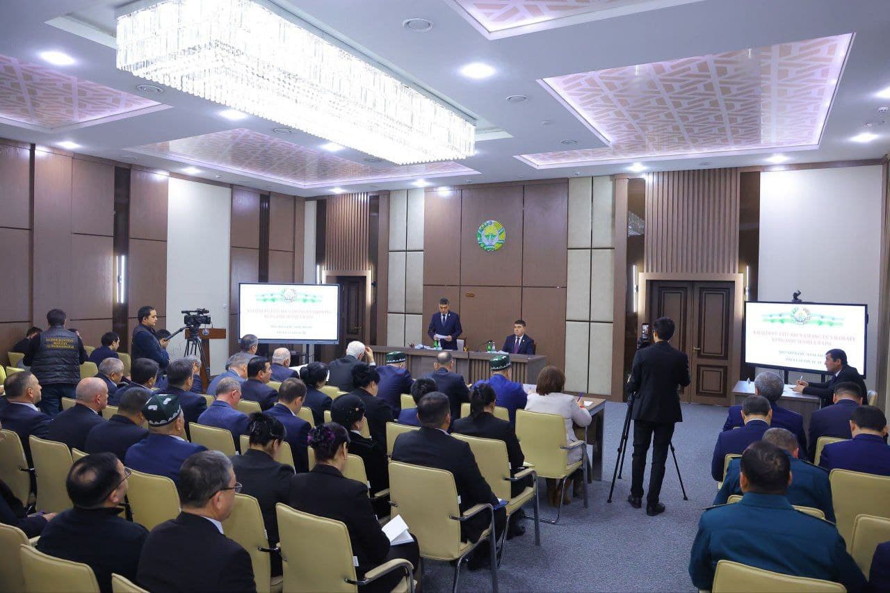 Namangan viloyatida ijtimoiy-iqtisodiy rivojlanish va hududlarda xavfsiz muhitni taʼminlash masalalari muhokama qilindi