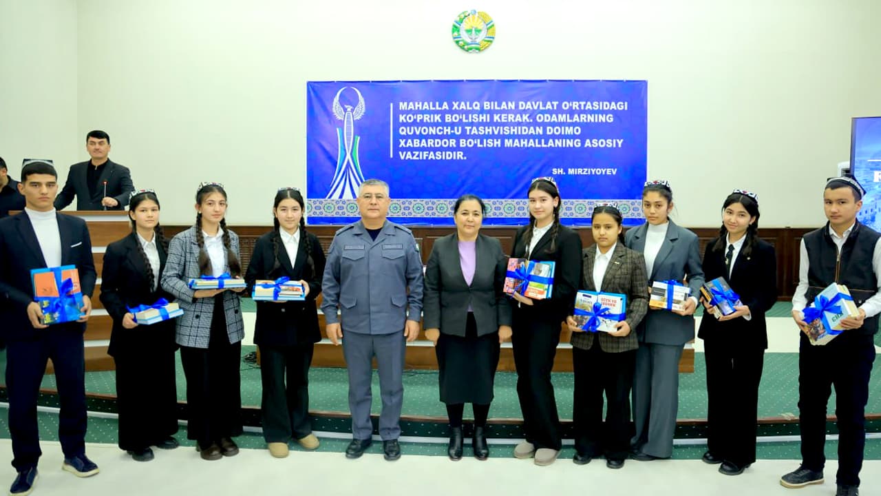 Бухоро вилояти ИИБ раҳбарияти иштирокида Олот туманида ёшлар билан учрашув бўлиб ўтди