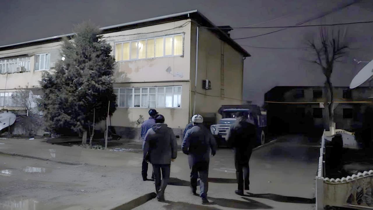 Сирдарё вилояти Ички ишлар бошқармаси раҳбарияти алоҳида тоифадаги шахслар билан профилактик суҳбат ўтказди