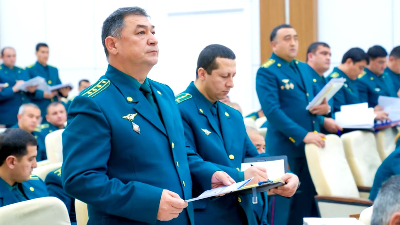 Ichki ishlar vazirligi rahbariyati huzurida Qashqadaryo viloyatida 2025-yil davomida jinoyat va huquqbuzarliklarning oldini olish borasida amalga oshirilgan ishlar sarhisobiga bagʻishlangan yigʻilish boʻlib oʻtdi