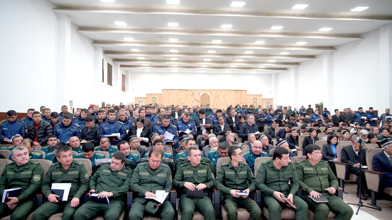 Сурхондарё вилоятида жамоат хавфсизлигини таъминлаш ва жиноятчиликни олдини олиш бўйича устувор вазифалар белгилаб олинди
