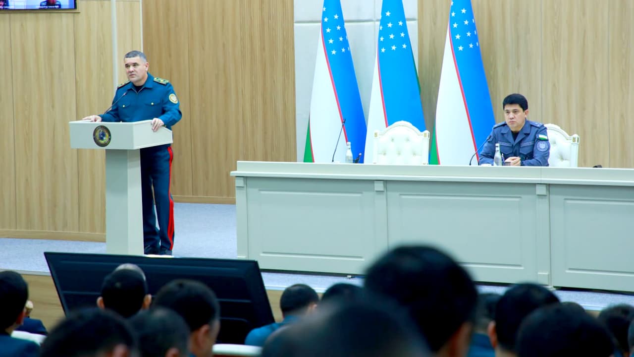 Самарқанд вилояти Ички ишлар бошқармасининг 2025 йилдаги хизмат фаолияти якунлари бўйича сарҳисоб йиғилиши бўлиб ўтди