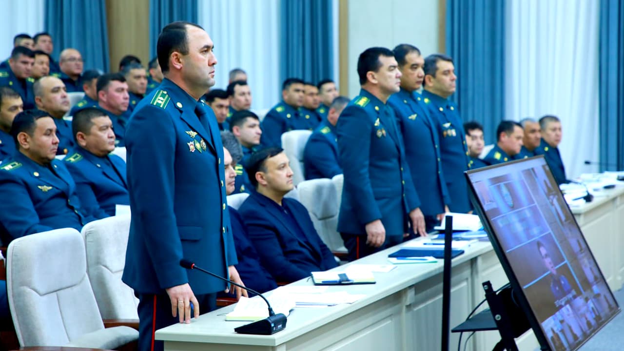 Самарқанд вилояти Ички ишлар бошқармасининг 2025 йилдаги хизмат фаолияти якунлари бўйича сарҳисоб йиғилиши бўлиб ўтди