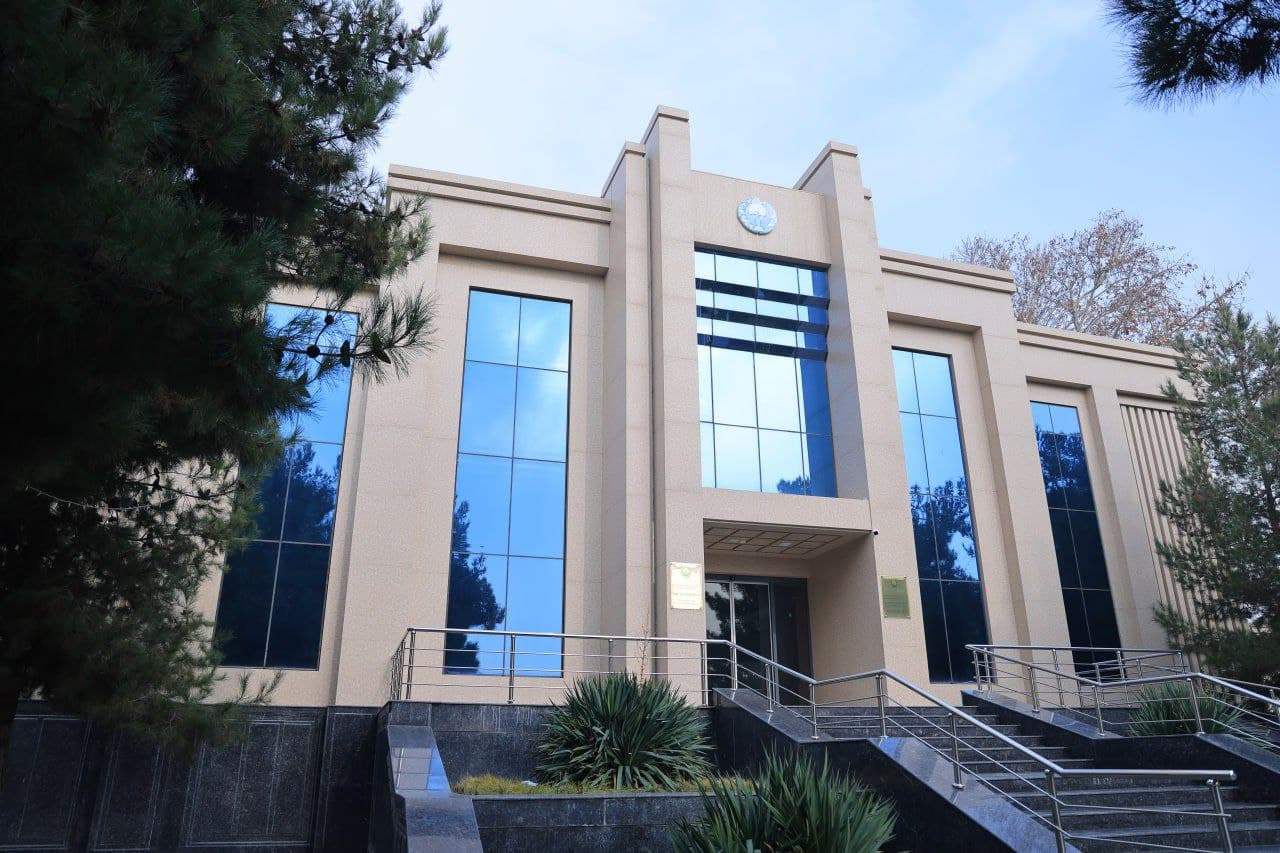 Наманган вилоятида жамоат хавфсизлигини таъминлаш, жиноятчиликнинг барвақт олдини олиш ва ёшлар билан тизимли ишлаш масалаларига бағишланган тадбирлар бўлиб ўтди