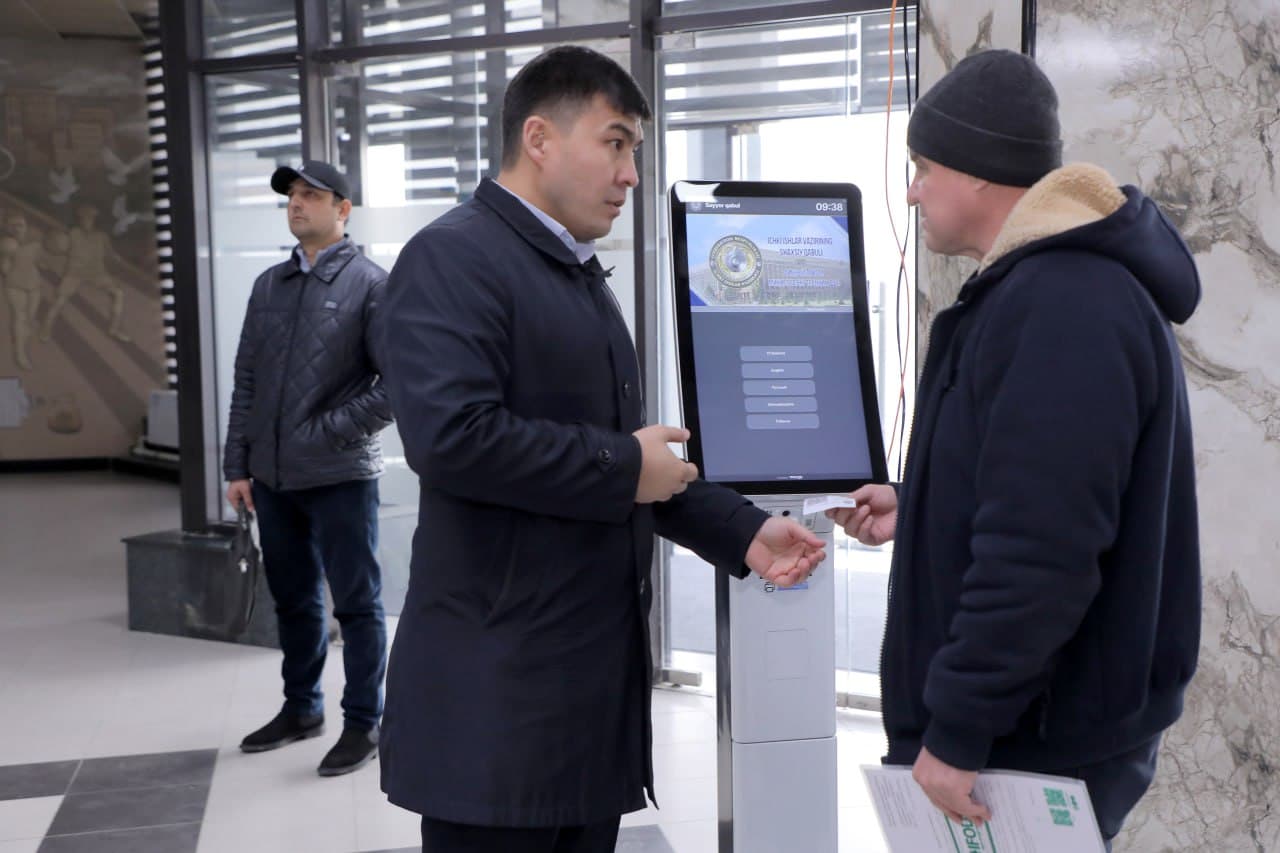 Фуқаролар муаммоларини тизимли ҳал этиш ва ҳуқуқий ечимларни таъминлаш мақсадида ички ишлар органларида очиқ мулоқот ва мурожаатлар қабули давом этмоқда