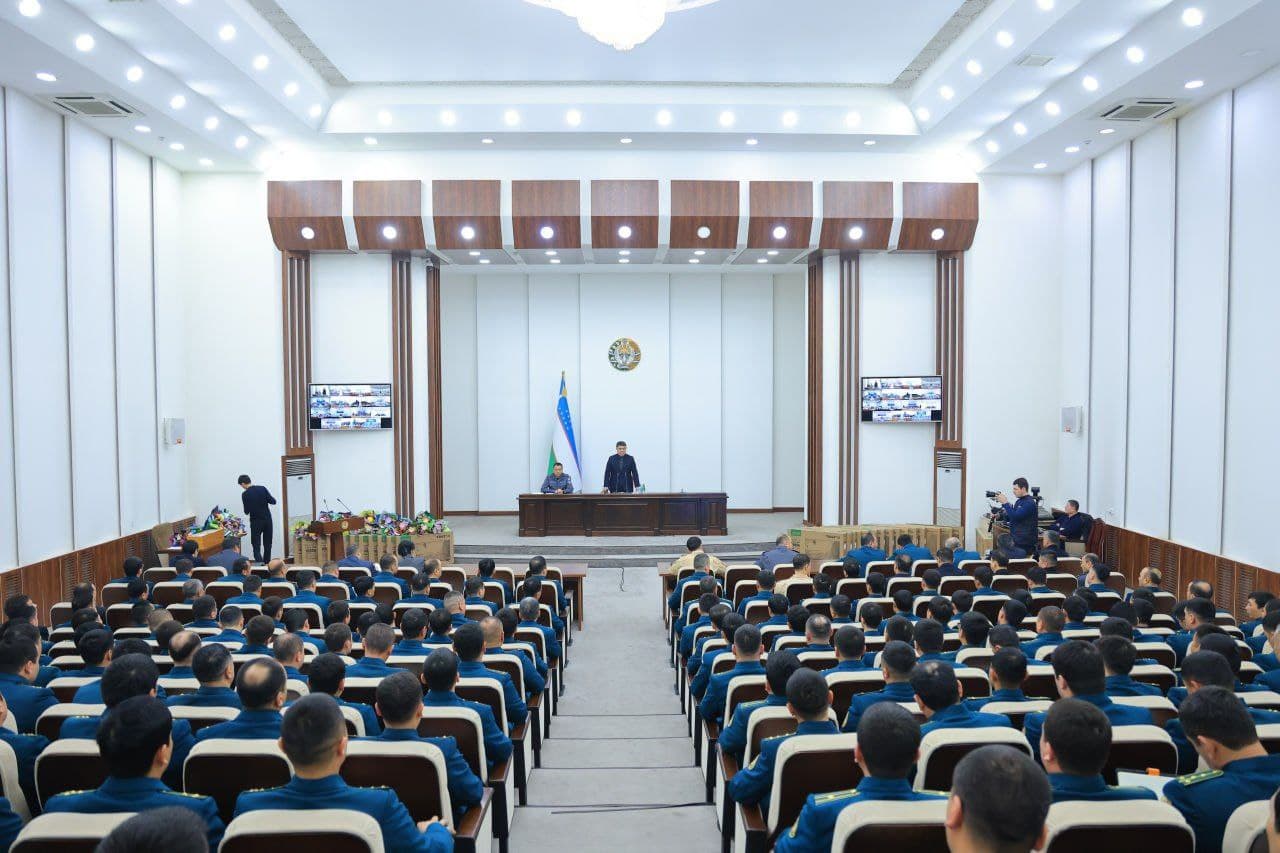 Наманган вилоятида жамоат хавфсизлигини таъминлаш, жиноятчиликнинг барвақт олдини олиш ва ёшлар билан тизимли ишлаш масалаларига бағишланган тадбирлар бўлиб ўтди