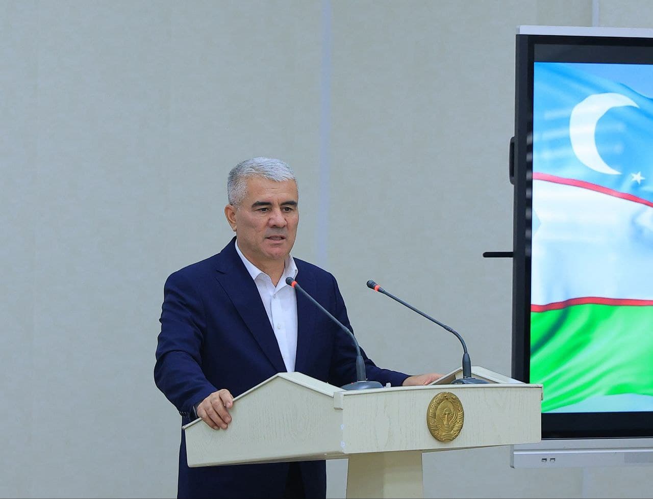 Xizmatda jasorat koʻrsatgan Buxoro viloyati Vobkent tumani profilaktika inspektori munosib ragʻbatlantirildi