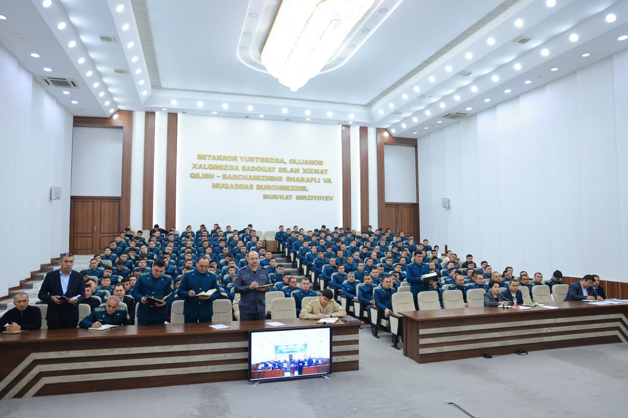 Наманган вилоятида жамоат хавфсизлигини таъминлаш, жиноятчиликнинг барвақт олдини олиш ва ёшлар билан тизимли ишлаш масалаларига бағишланган тадбирлар бўлиб ўтди