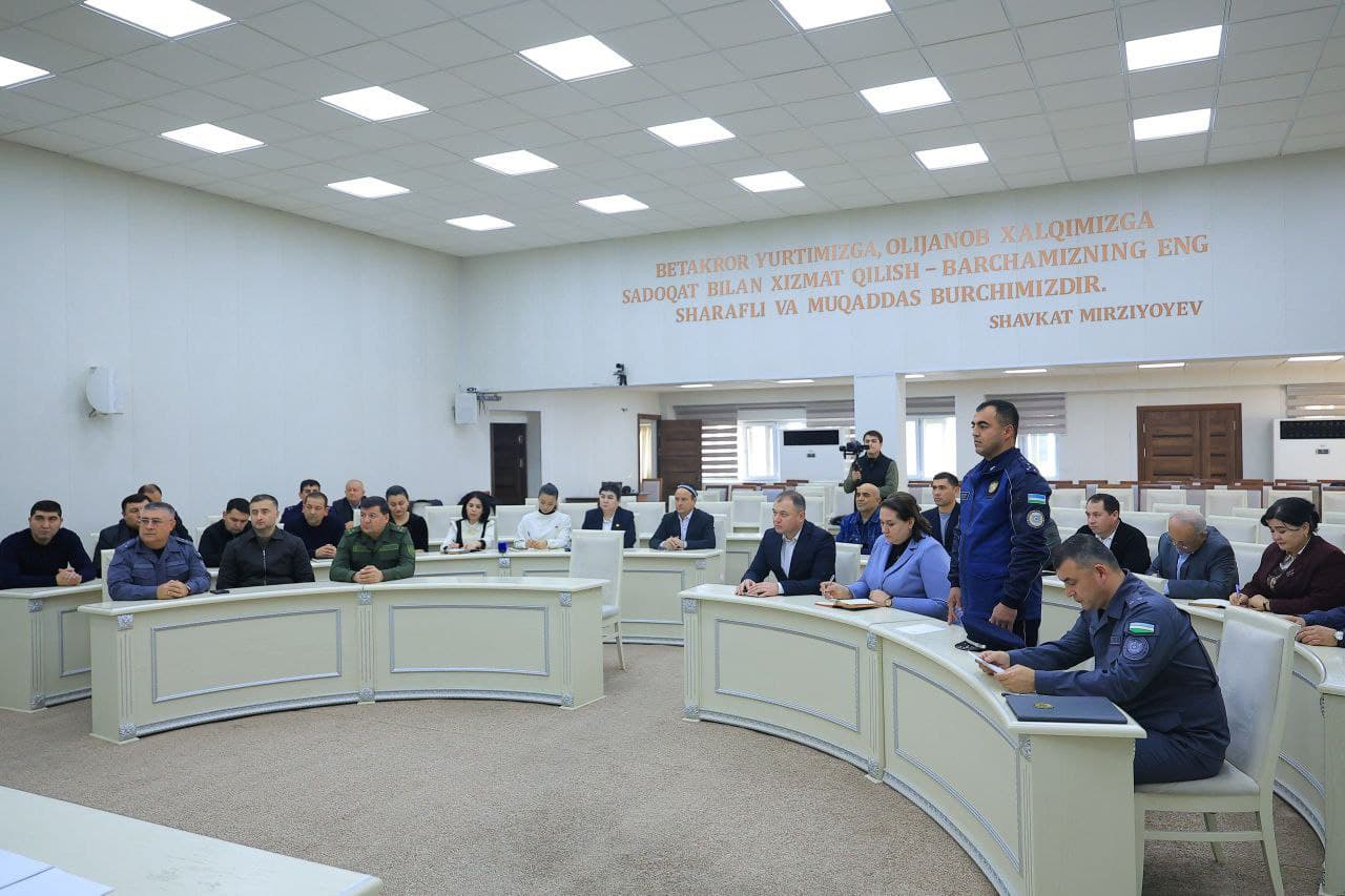 Xizmatda jasorat koʻrsatgan Buxoro viloyati Vobkent tumani profilaktika inspektori munosib ragʻbatlantirildi