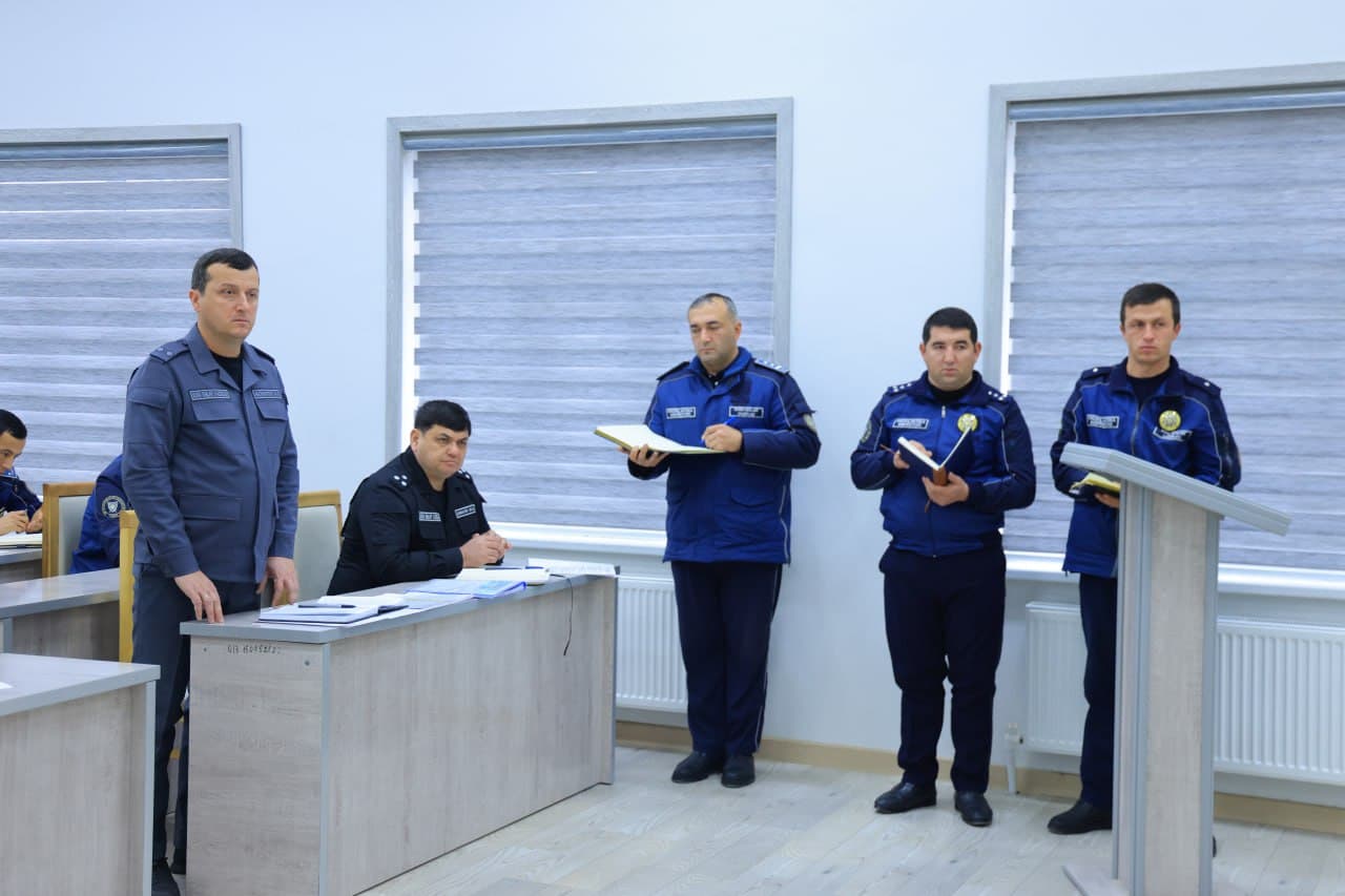 "Железная дисциплина" и высокая мотивация: 5 лучших инспекторов профилактики из Жондорского района Бухарской области будут отправлены за границу с семьями