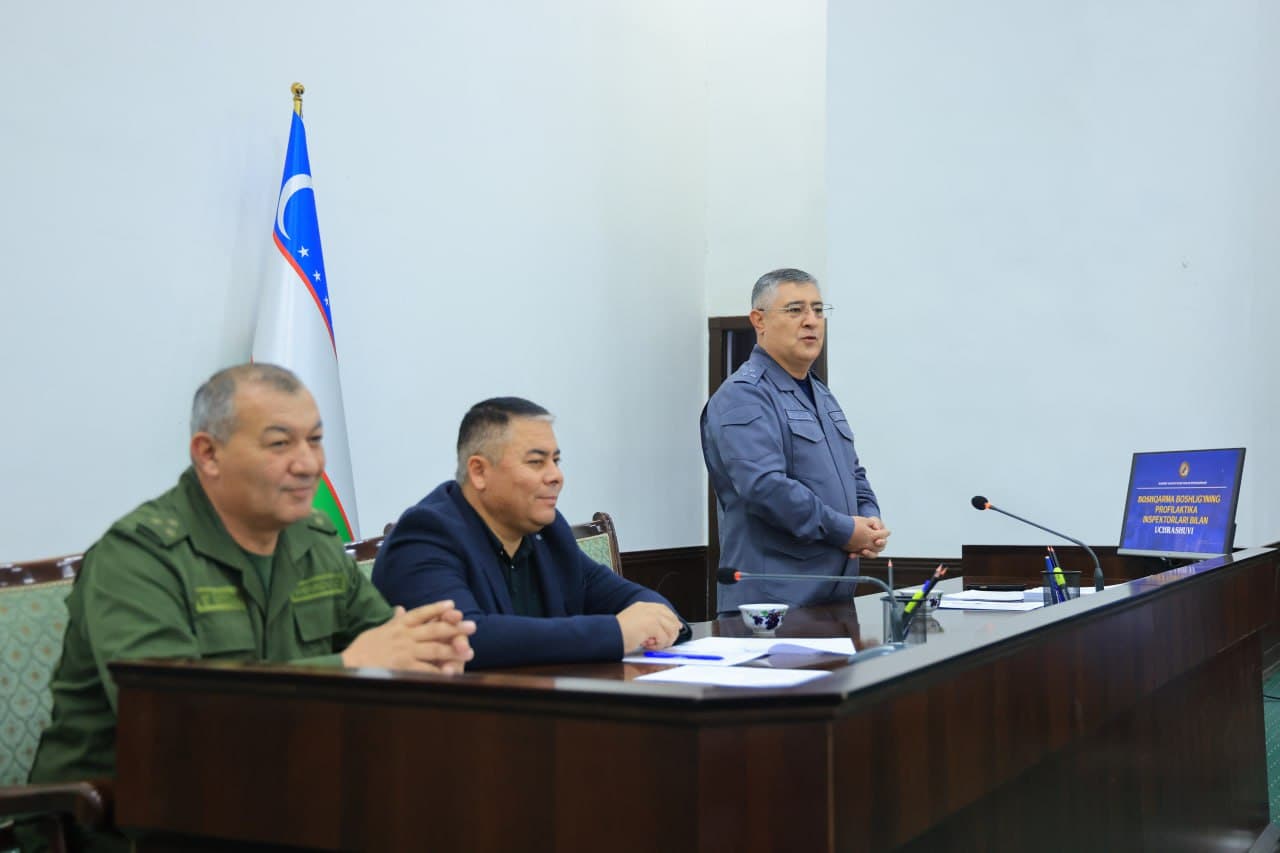 Xizmatga sadoqatning mukofoti: Buxoro viloyati Vobkent tumanida profilaktika inspektorlari bilan boʻlgan uchrashuvda kutilmagan imkoniyatlar eʼlon qilindi