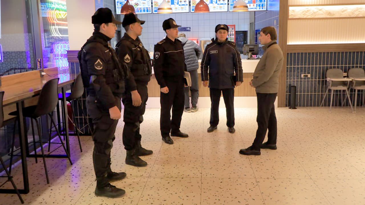 Toshkent shahri Mirobod tumanida xavfsiz muhit yaratish, kriminogen vaziyatni barqarorlashtirish maqsadida Qoʻriqlash departamenti boshligʻi rahbarligidagi ishchi guruh amaliy ishlar olib bormoqda