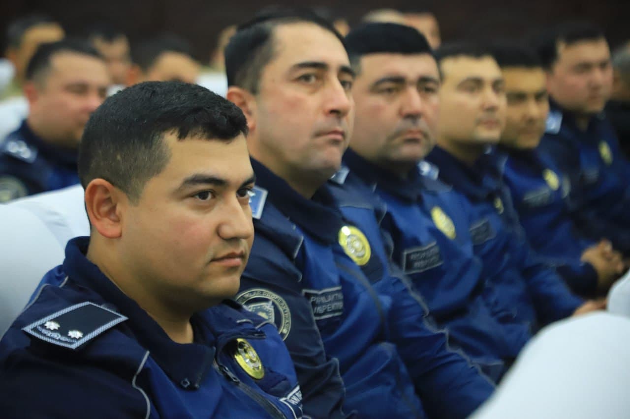 Xizmatga sadoqatning mukofoti: Buxoro viloyati Vobkent tumanida profilaktika inspektorlari bilan boʻlgan uchrashuvda kutilmagan imkoniyatlar eʼlon qilindi