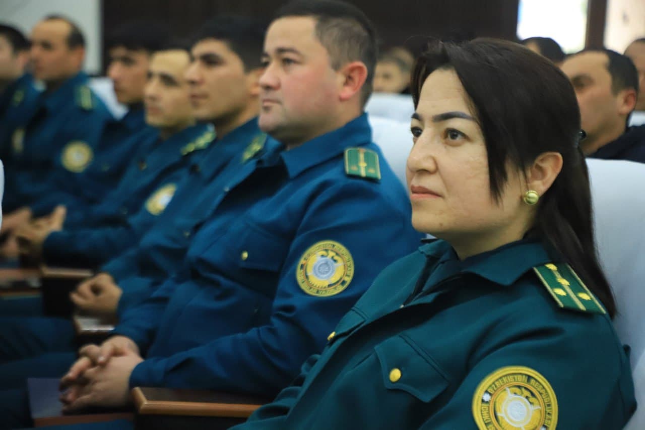 Xizmatga sadoqatning mukofoti: Buxoro viloyati Vobkent tumanida profilaktika inspektorlari bilan boʻlgan uchrashuvda kutilmagan imkoniyatlar eʼlon qilindi