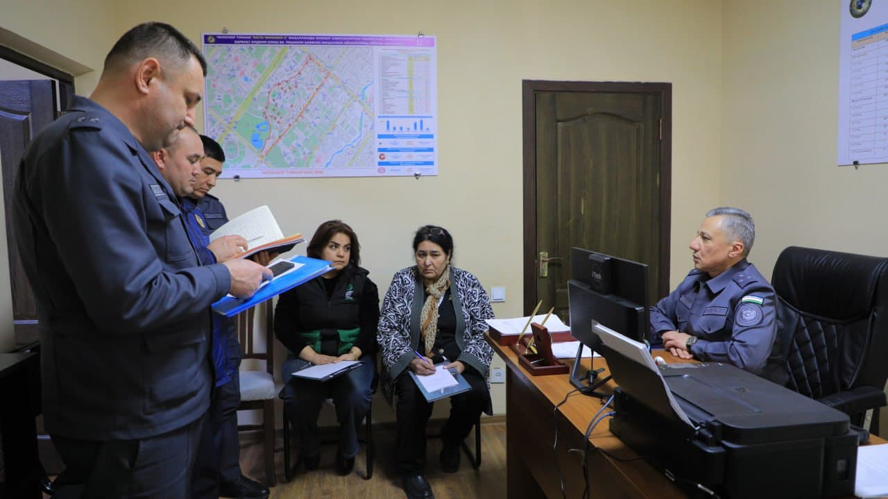 IIV Akademiyasi boshligʻi Chilonzor tumani mahallalarida xavfsiz muhit yaratish va jamoat xavfsizligini taʼminlash boʻyicha amalga oshirilayotgan ishlar bilan tanishdi