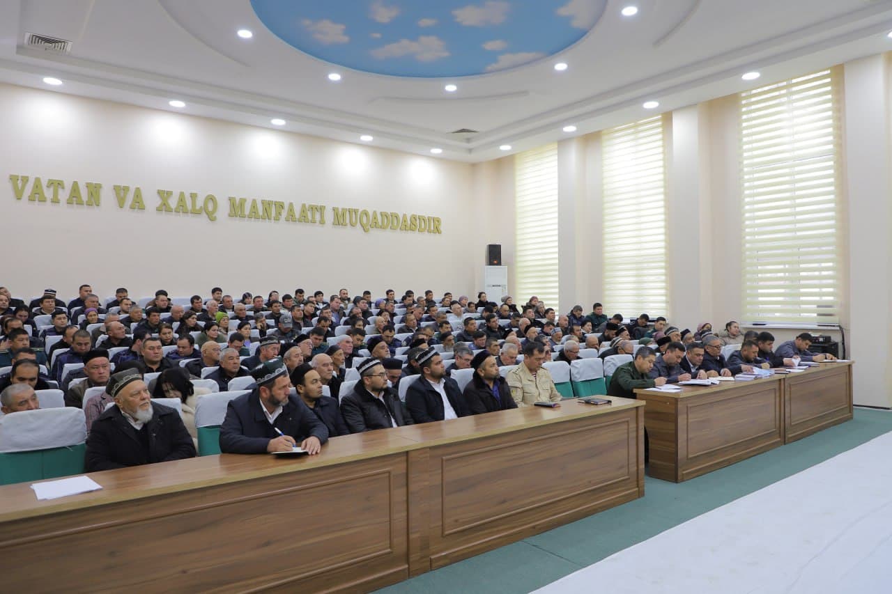 Sirdaryo viloyati Guliston tumanida jinoyatchilik va huquqbuzarliklarning oldini olish boʻyicha kengaytirilgan yigʻilish oʻtkazildi