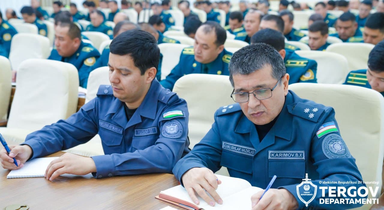 Qashqadaryo viloyati IIBda Ichki ishlar vazirligi rahbariyati va viloyat hokimi ishtirokida yigʻilishi boʻlib oʻtdi