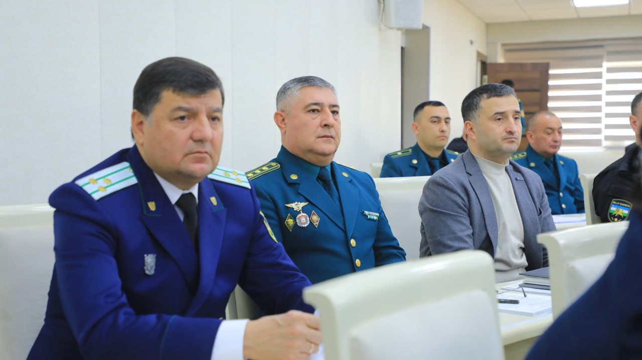 Бухоро вилояти ИИБ бошлиғи Халқ депутатлари вилоят кенгашига 2025 йил сарҳисоби ва 2026 йилги режалар юзасидан ҳисобот берди
