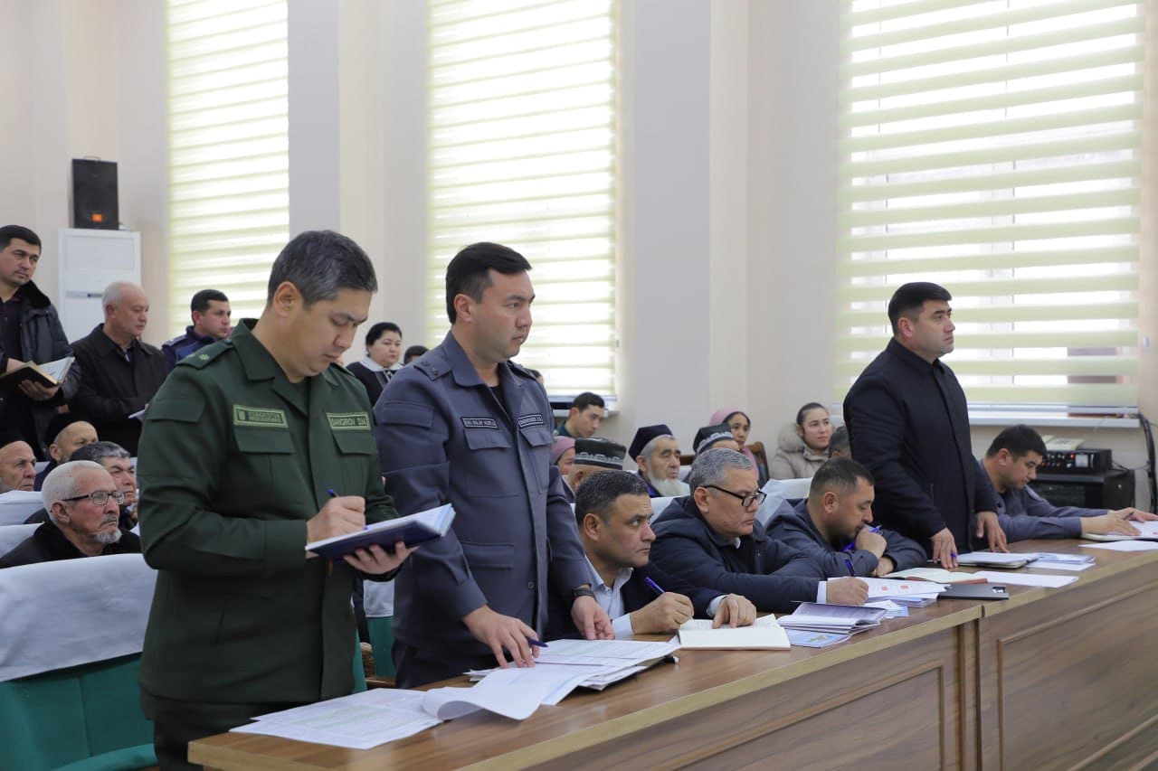 Sirdaryo viloyati Guliston tumanida jinoyatchilik va huquqbuzarliklarning oldini olish boʻyicha kengaytirilgan yigʻilish oʻtkazildi