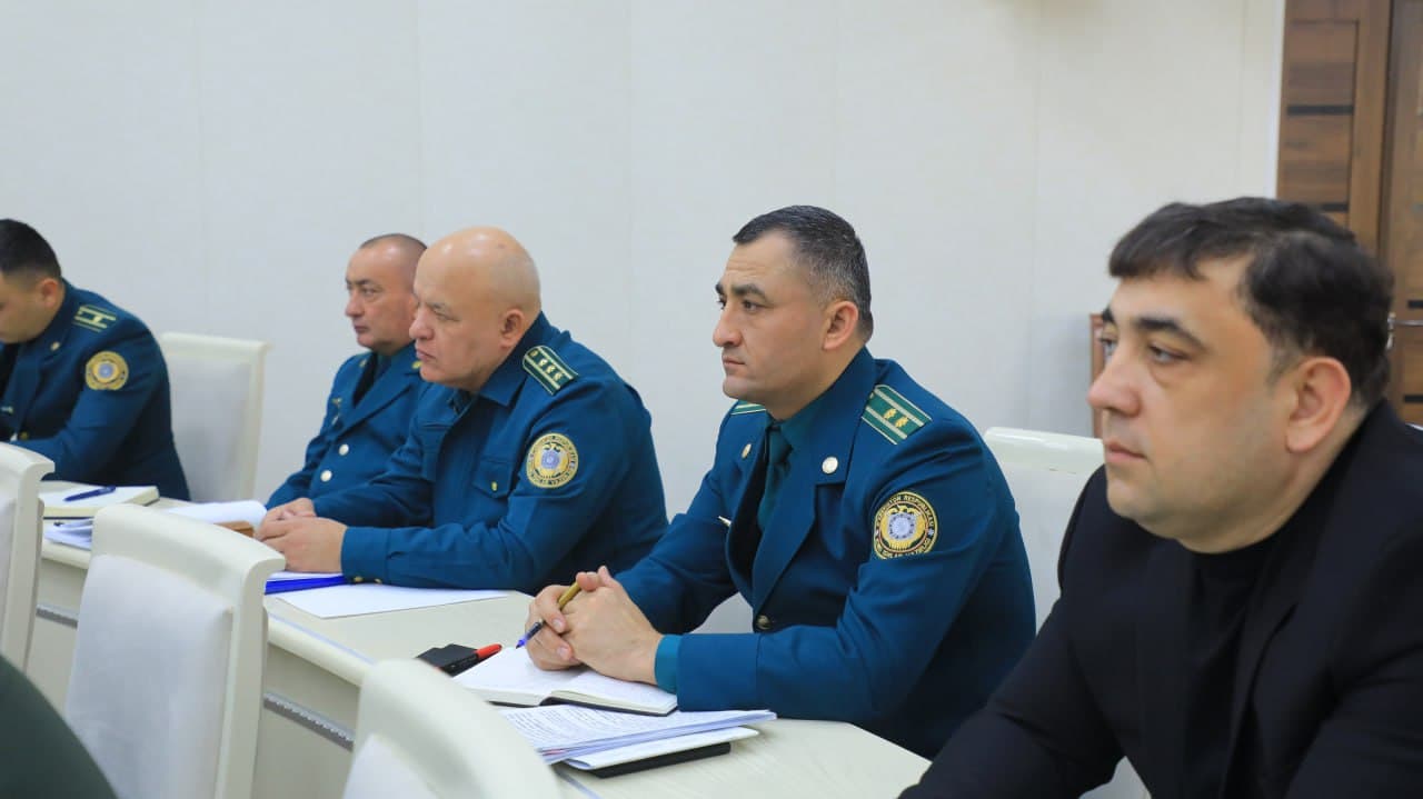 Бухоро вилояти ИИБ бошлиғи Халқ депутатлари вилоят кенгашига 2025 йил сарҳисоби ва 2026 йилги режалар юзасидан ҳисобот берди