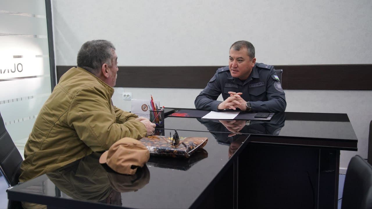 Surxondaryoda viloyat Ichki ishlar boshqarmasi hamda barcha shahar-tuman ichki ishlar organlari rahbarlarining aholi murojaatlarini oʻrganish maqsadida “Shaxsiy qabul”lari boʻlib oʻtdi