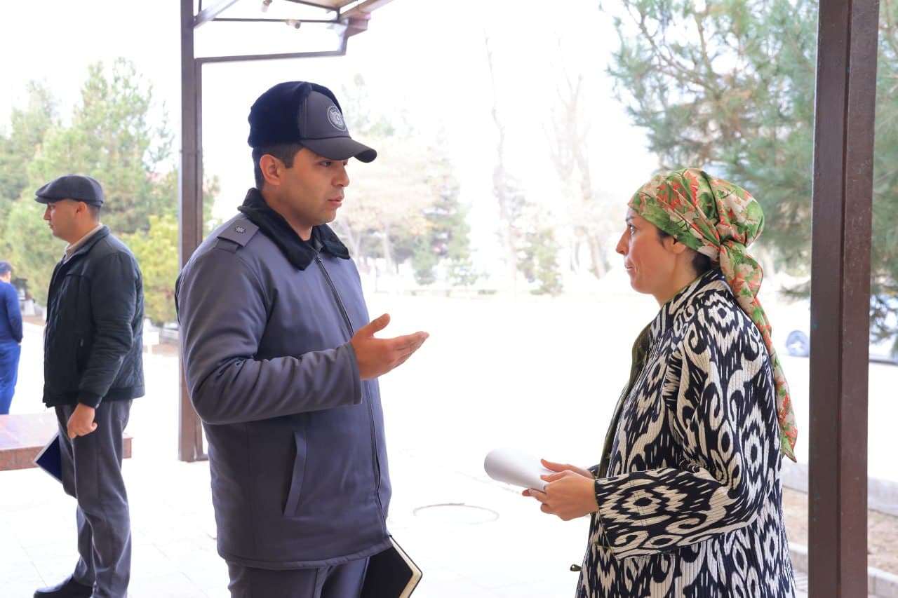 Ochiq muloqot formati: Buxoroda 40 ga yaqin taqdir va muammolar “shaxsiy nazorat”ga olindi