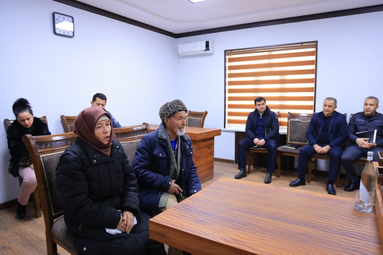Ochiq muloqot formati: Buxoroda 40 ga yaqin taqdir va muammolar “shaxsiy nazorat”ga olindi
