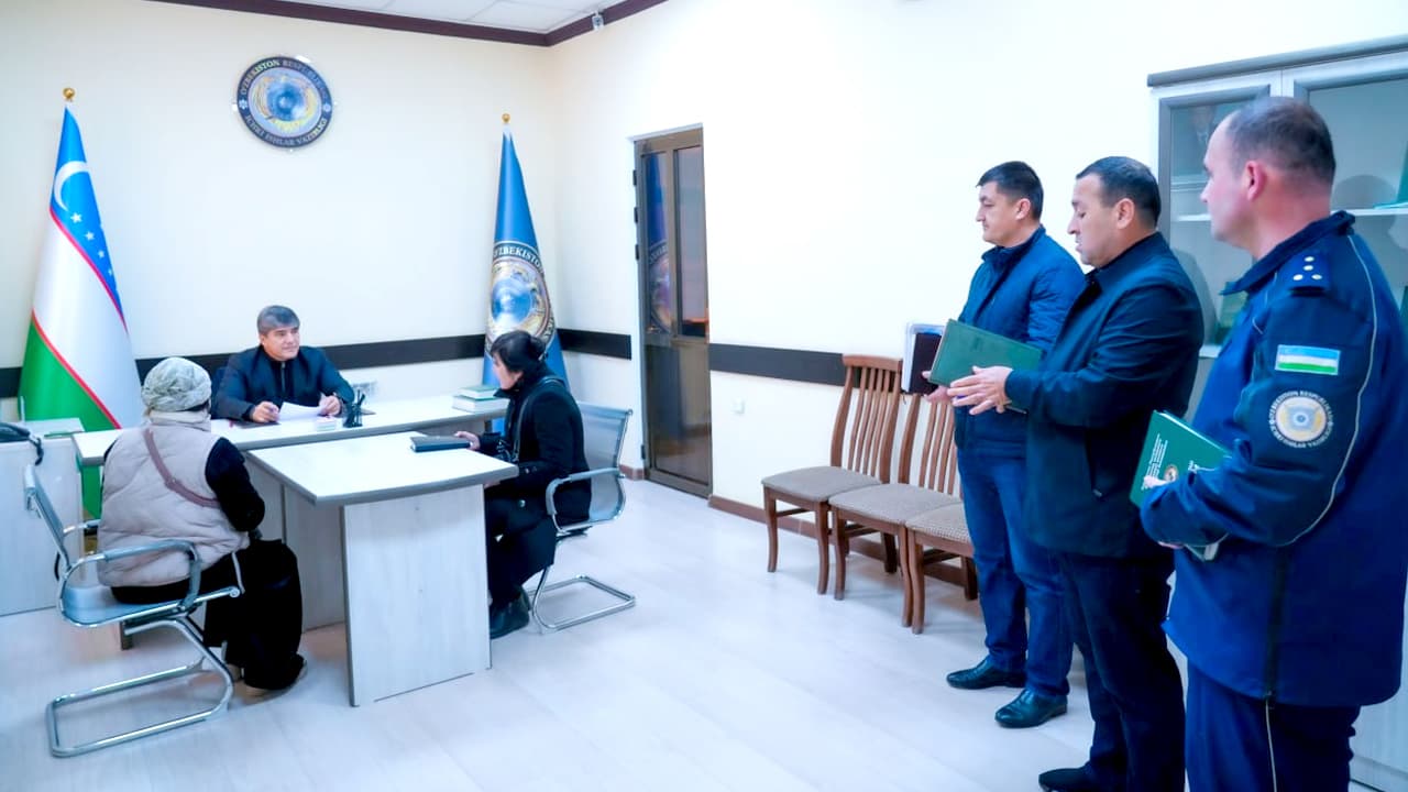 Qashqadaryo viloyati IIB rahbariyati boshqarma jismoniy va yuridik shaxslarni qabul qilish xonasida fuqarolarni murojaatlari boʻyicha qabul oʻtkazdi