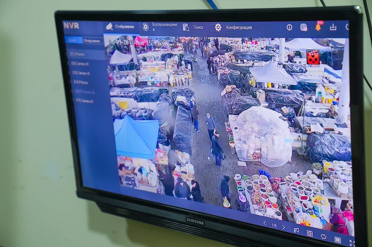 Qashqadaryo viloyatida jamoat xavfsizligini taʼminlash, huquqbuzarliklarning oldini olish va aholi uchun xavfsiz muhitni yaratish maqsadida viloyat IIB rahbariyati tomonidan Qarshi shahri hududi boʻylab maxsus nazorat tadbirlari oʻtkazildi