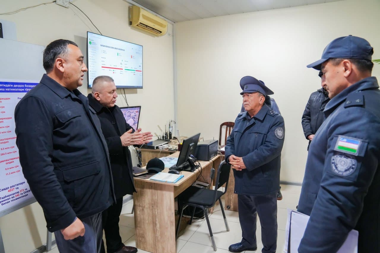 Qashqadaryo viloyatida jamoat xavfsizligini taʼminlash, huquqbuzarliklarning oldini olish va aholi uchun xavfsiz muhitni yaratish maqsadida viloyat IIB rahbariyati tomonidan Qarshi shahri hududi boʻylab maxsus nazorat tadbirlari oʻtkazildi