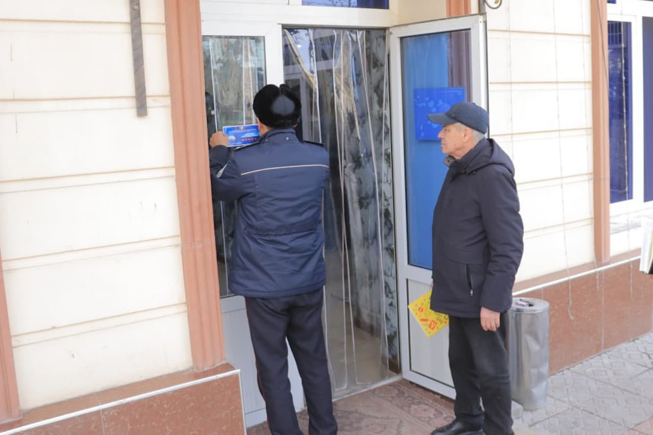 Davlat rahbarining topshiriqlari ijrosi doirasida Guliston shahrida xavfsiz muhitni shakllantirish hamda jamoat xavfsizligini samarali taʼminlash boʻyicha manzilli ishlar amalga oshirilmoqda